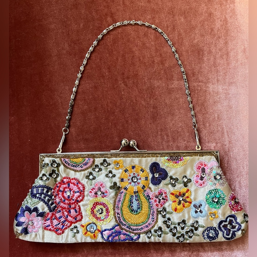 Vintage beaded purse, chain handle